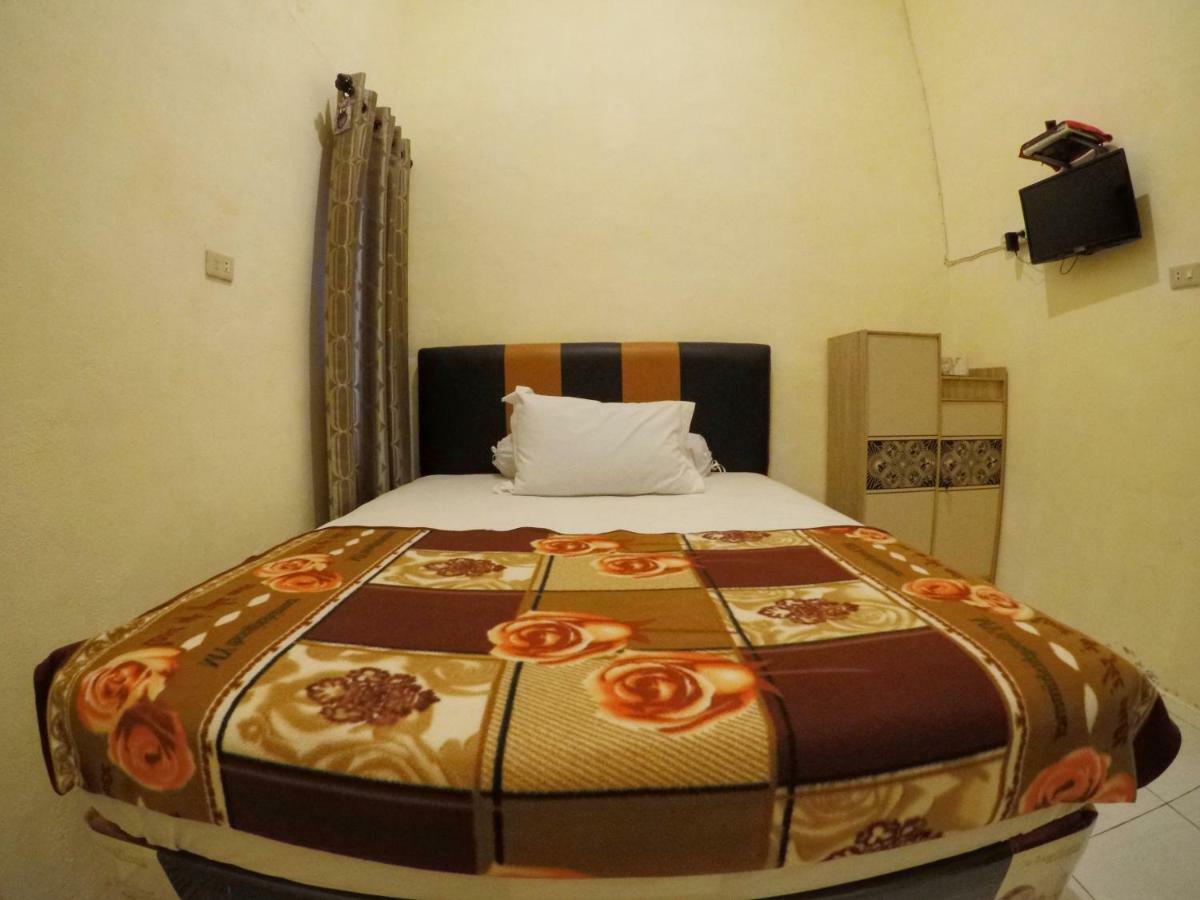 Pondok Simpang Tiga Sabong Exterior foto