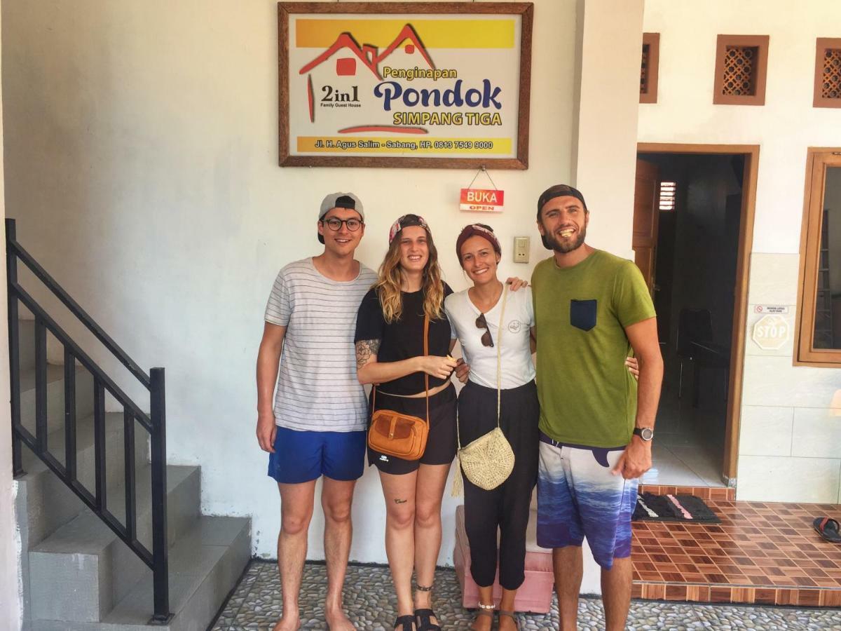 Pondok Simpang Tiga Sabong Exterior foto