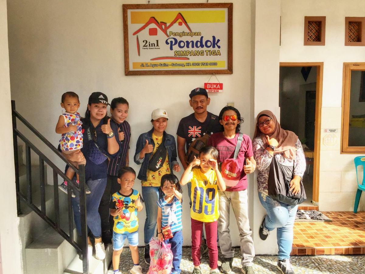Pondok Simpang Tiga Sabong Exterior foto