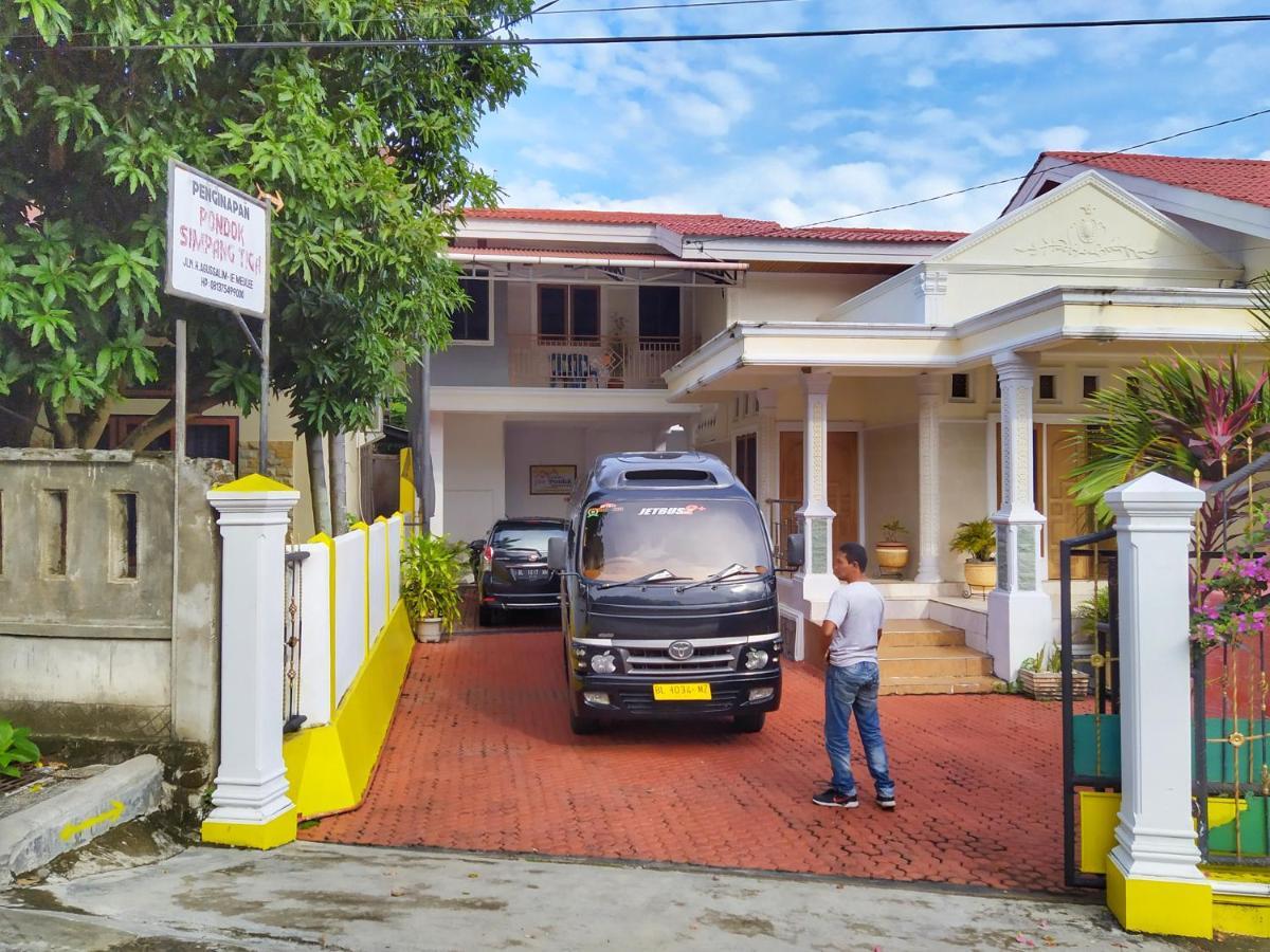 Pondok Simpang Tiga Sabong Exterior foto